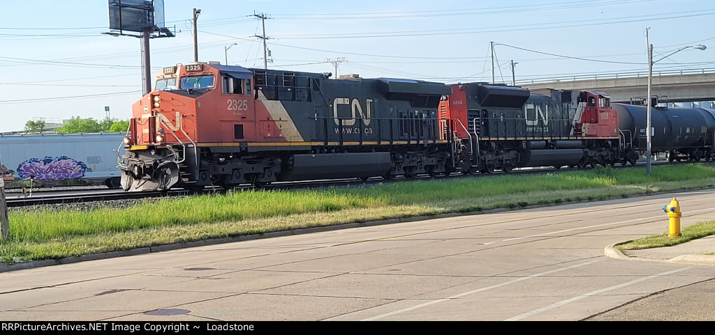 CN 2325